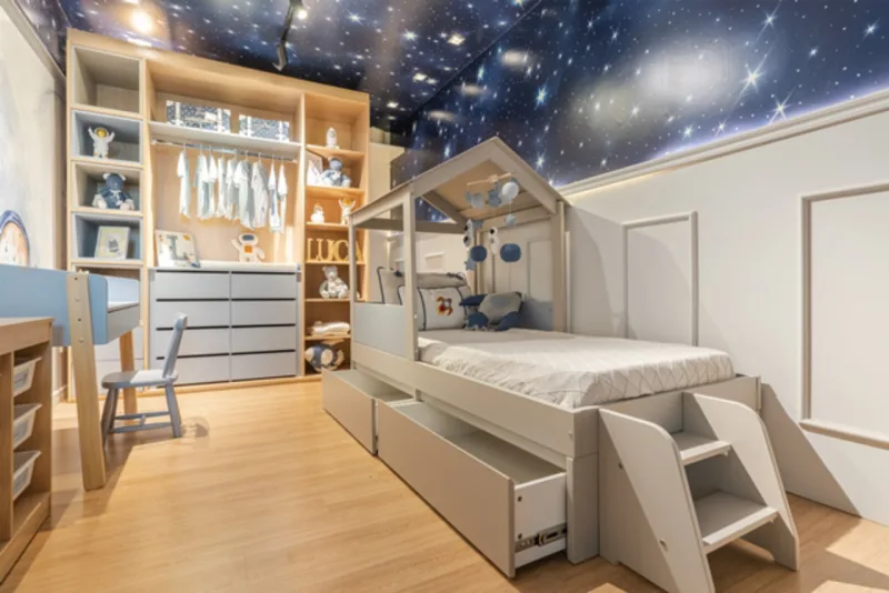 Aventura Espacial, quarto projetado pelas arquitetas Keyla Kinder e Fernanda Viero, da Kids Arquitetura