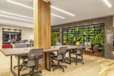 Grande incubadora inaugura espaço em Curitiba para acelerar ingresso de jovens arquitetos no mercado