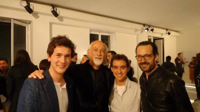 Encontro inesperado dos criadores da Furf com Ross Lovegrove e Konstantin Grcic em Milão, em 2012.