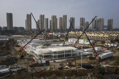 Como a arquitetura ajuda na construção de hospitais temporários e estruturas emergenciais