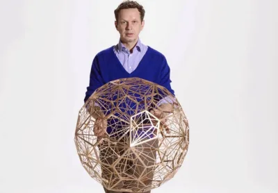 Grande nome do design, Tom Dixon lança canal no YouTube para aliviar quarentena