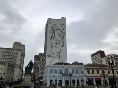 Praça Generoso Marques terá mural em homenagem à Helena Kolody