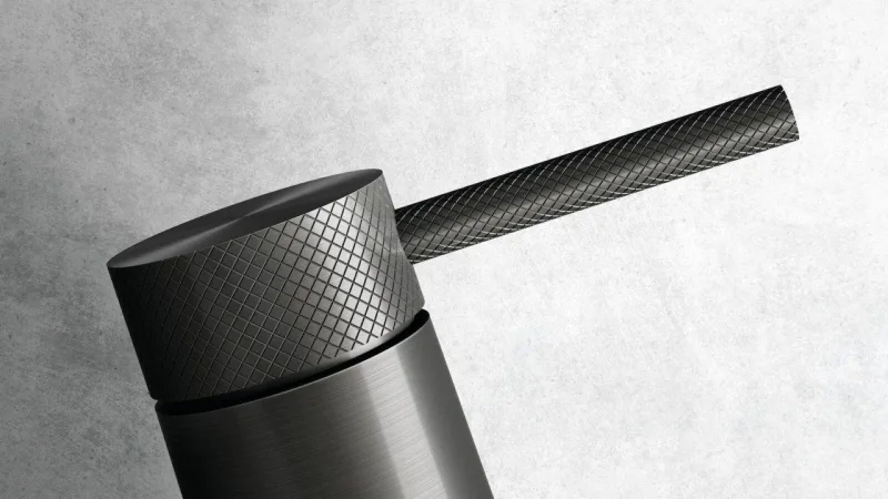 Mantis, da Docol, com textura diamante.