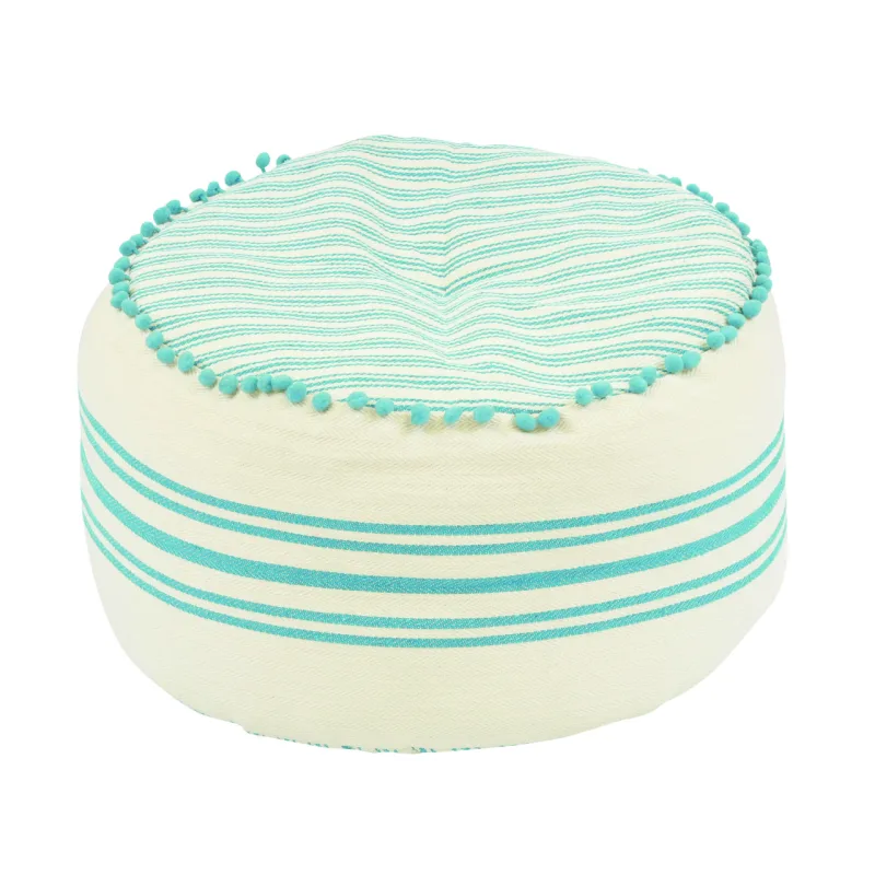 Almofadão Pompom Island
Turquesa, 50 x 25 cm.
R$ 139,90, na Leroy Merlin.
