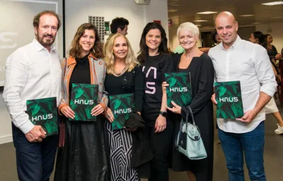 Edson Marochi, da Simmetria e Móveis Campo Largo, Cláudia Guimarães, da Oslo Design, Sonia Elias, da Ton Sur Ton, Eviete Dacol, da Inove Design, e Leandro Lorca, da SCA. Fotos: Letícia Akemi/HAUS