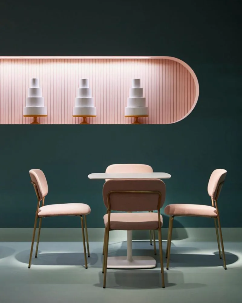Ambiente retrô da Pedrali na Maison&Objet. Foto: Reprodução/ Instagram