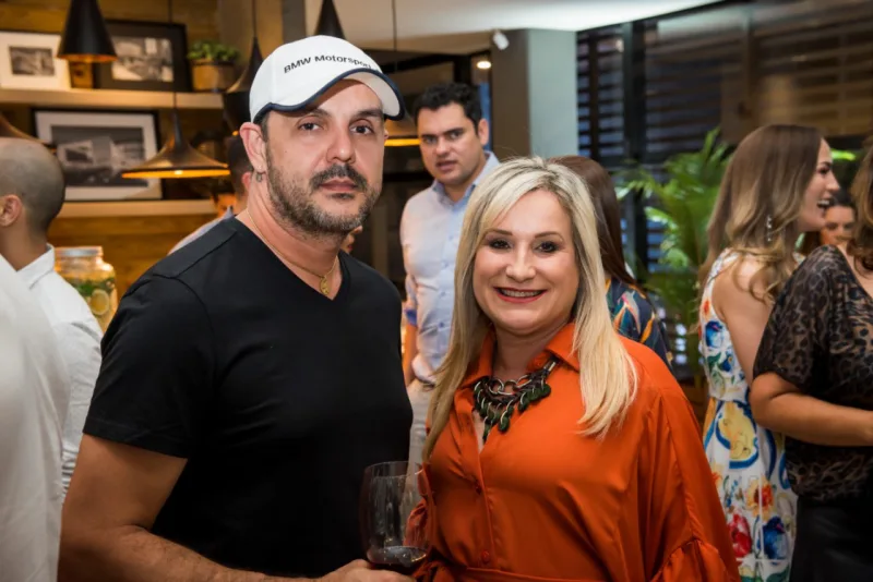 Ayrton Fonte e Jane Rocha