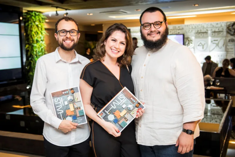 Luan Estradioto, Manuelle Zanon e o editor de HAUS, Luan Galani