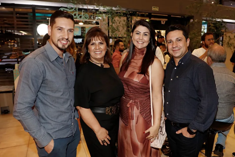 Hellen Giacomitti, Ramilton Júnior, Victor Hugo Lima