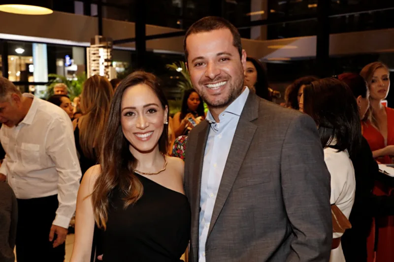 Renata Lora de Bem, Rodrigo Tozin