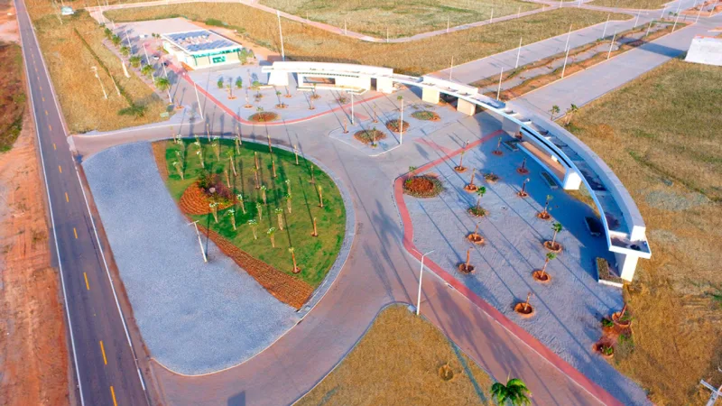 A Smart City Laguna tem iluminação inteligente, que reduz o consumo de energia, pavimentação drenante e mais uma série de tecnologias, como a conexão dos moradores com a cidade a partir de um aplicativo no smartphone. Foto: Divulgação/Smart City Laguna