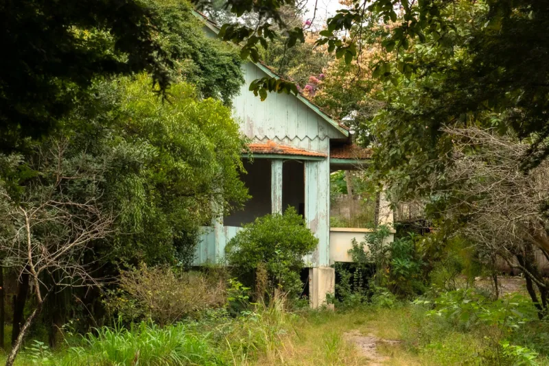 A casa prestes a ser demolida. Fonte: Washington Takeuchi
