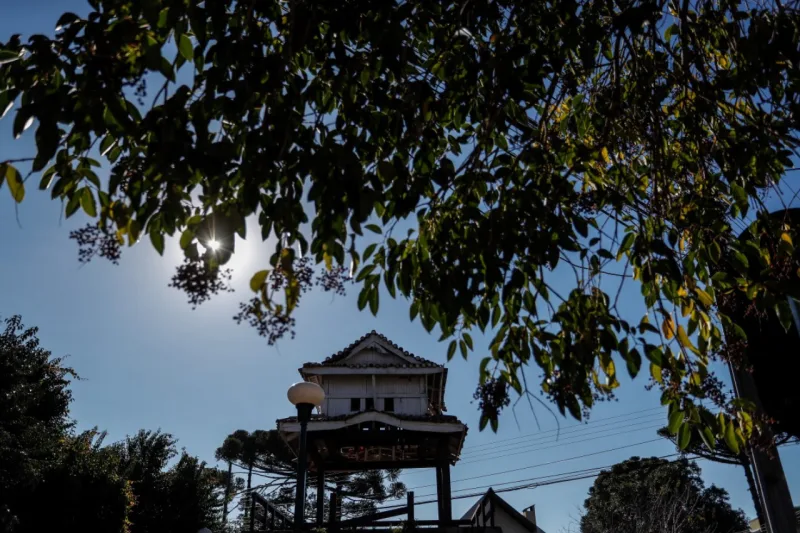PRAÇA HIMEJI NO BAIRRO MERCES