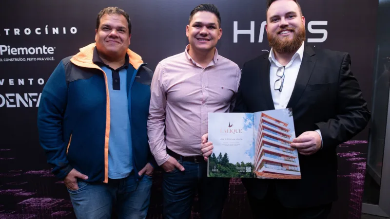 Rodrigo Hecke, Juliano Moura e Amend.