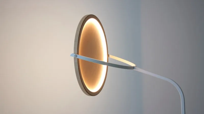 Abajur de chão Naiá, Accord Lighting