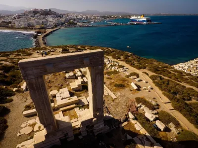 Tempo de Apolo em Portara, na Grécia, é um dos novos patrimônios que integram a plataforma do Google Heritage. Foto: divulgação/Google