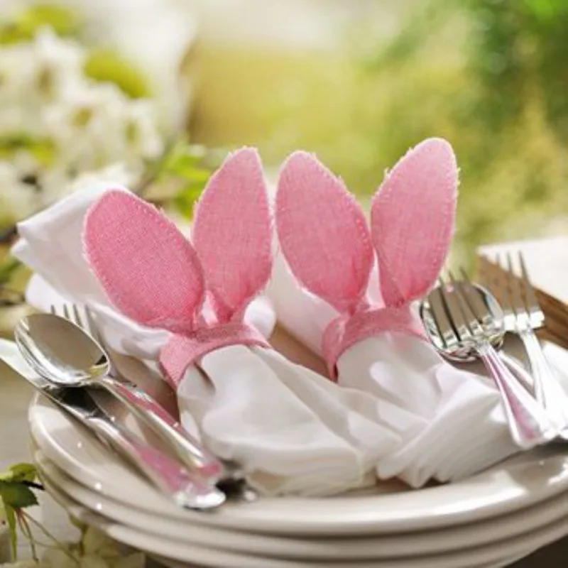 Guardanapos também podem ganhar ornamentos que remetem à Páscoa. Foto: reprodução/Pinterest