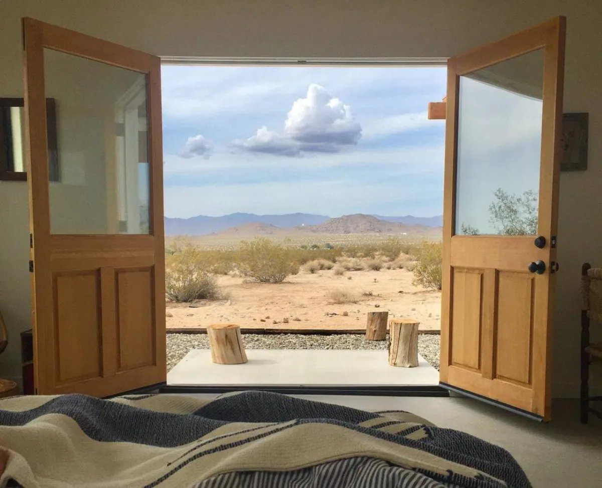Entre as casas  e paisagens mais curtidas no Instagram do Airbnb está esta cabana dos anos 1950, na Califórnia, Estados Unidos. Fotos: Divulgação / Airbnb  