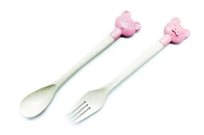 Kit talher com cara de gatinha por R$ 39,90. Foto: Divulgação
