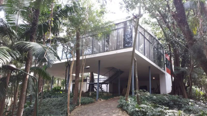 Casa de Vidro, atual sede do Instituto Bardi.
