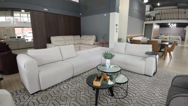 Modular, o Sofá Lodi é inspirado em linhas orgânicas. Foto: Megamix/divulgação