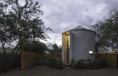 Silo fica nos Estados Unidos e uma empresa de arquitetura e design usou a estrutura para criar um loft compacto e confortável. Foto: Kaiser Works / Reprodução