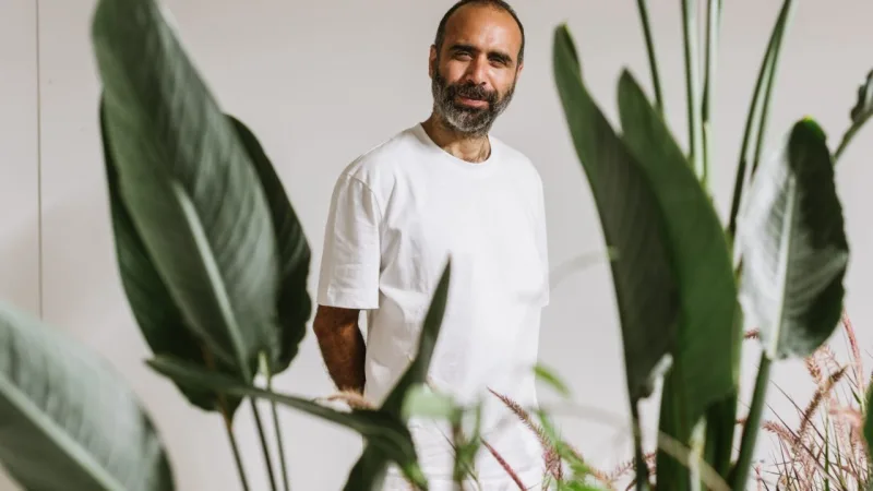 Erez Nevi Pana é um dos mais importantes nomes do chamado design vegano.
