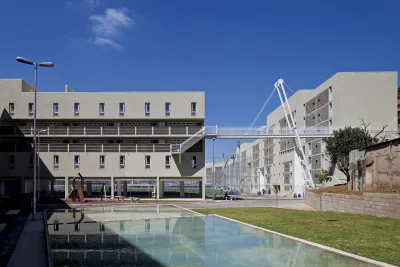 Parque Novo Santo Amaro V, assinado pelo escritório Vigliecca & Associados, foi o vencedor da edição co projeto que ressignificou uma área de risco. Foto: Leonardo Finotti