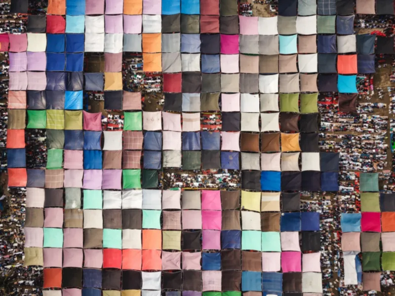 Pilgrimage of Millions of People, por Qinghua Shui, vencedor da categoria Pessoas