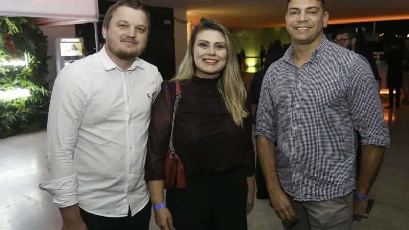 Francis Nigdalky, Thais Posamai e Hélio Nocente