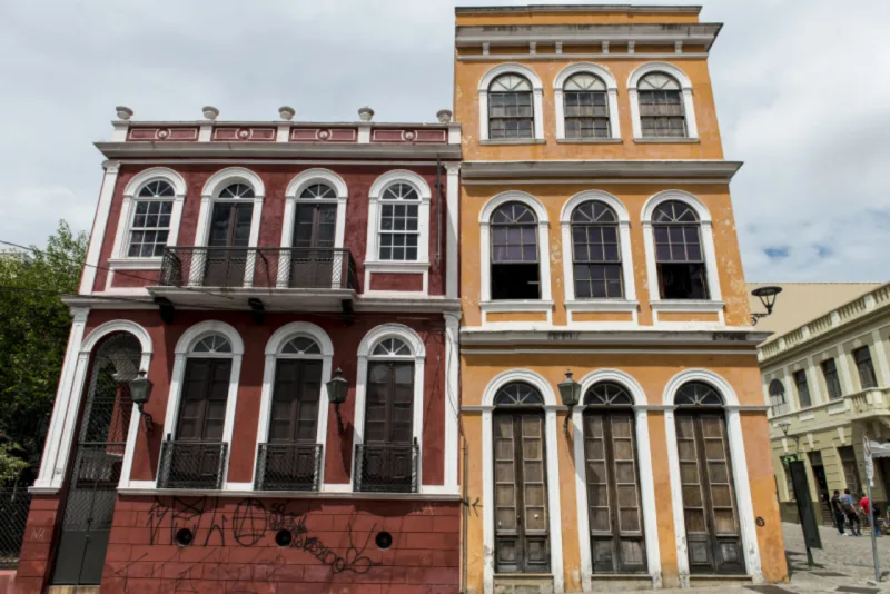 Solar dos Guimarães, que abriga o Conservatório de MPB, é um dos edifícios que será contemplado pelo projeto.