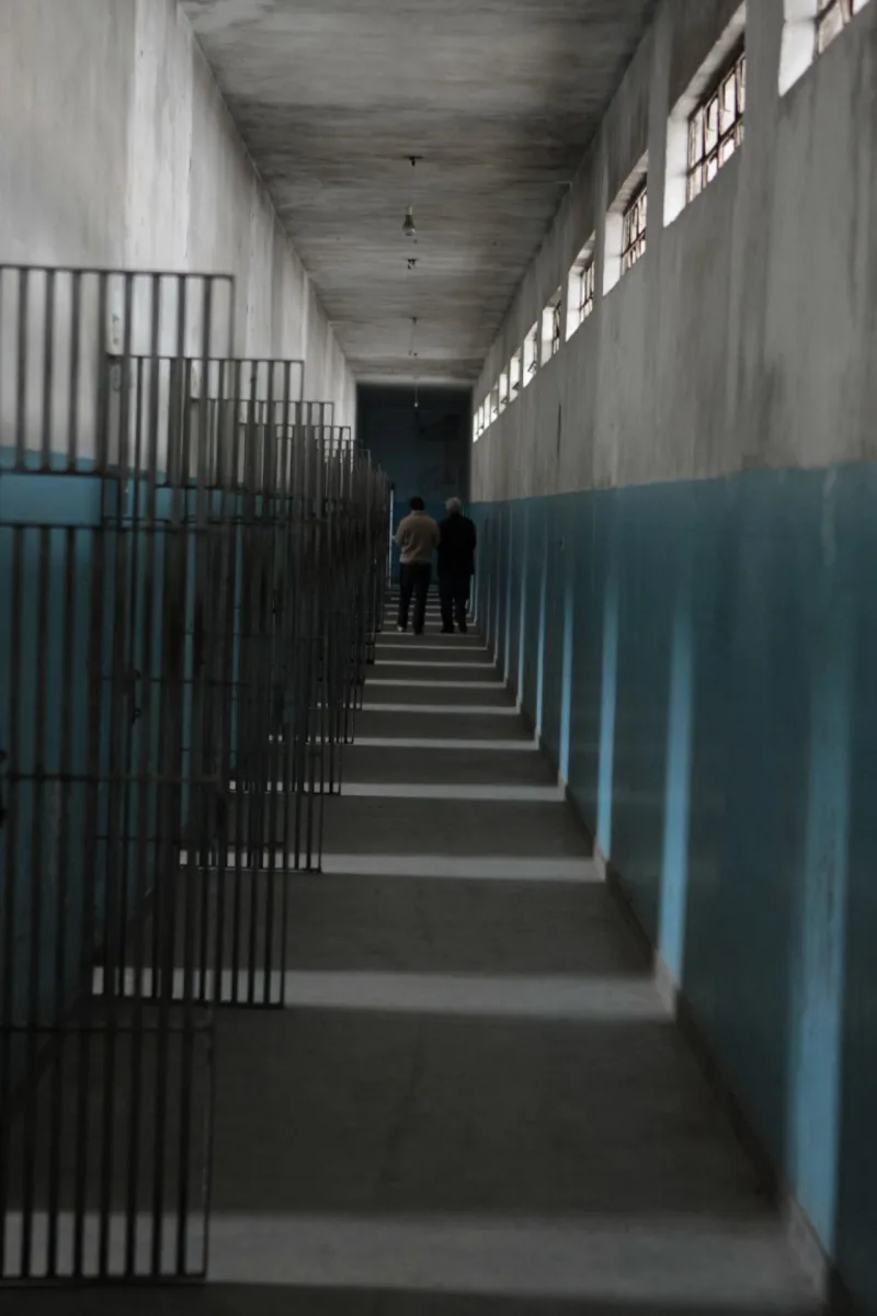 PRESIDIO AHU
DATA: 27 de SETEMBRO de 2012
EDITORIA: VIDA E CIDADANIA
REPÓRTER:
LOCAL: Curitiba- PR
PERSONAGEM: .
PAUTA: Antigo presídio do Ahu. Penitenciária Provisória de Curitiba será transformado num fórum. O prédio anida encontra-se com sua grades e as histórias de presos e celas. .
TAGS: .
FOTO: Ivonaldo Alexandre