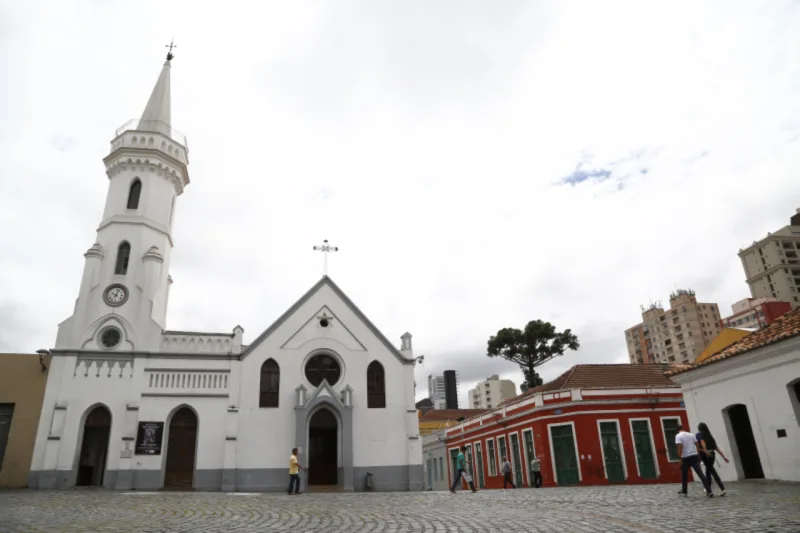03-03-17 - Roteiro de igrejas com estilo neogotico em Curitiba. Na foto a Igreja da Ordem Terceira de Sao Francisco de Chagas