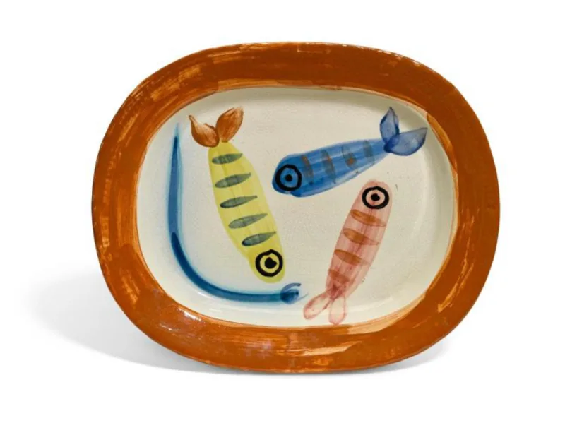 Peça "Quatre poissons polychromés" tem 39cm de diâmetro e foi pintada em 1947. Foto: divulgação