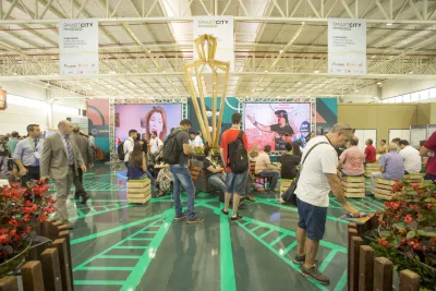 Mais de oito mil pessoas passaram pelo Expo Renault Barigui durante os dois dias da Smart City Expo Curitiba 2018. 
Foto: Hugo Harada / Gazeta do Povo 