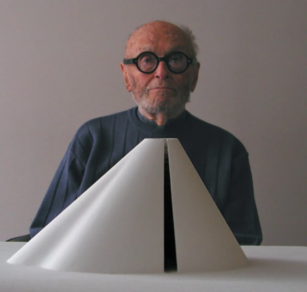 Philip Johnson é tido como um dos pais da arquitetura moderna. Foto: Wikimedia Commons/reprodução 
