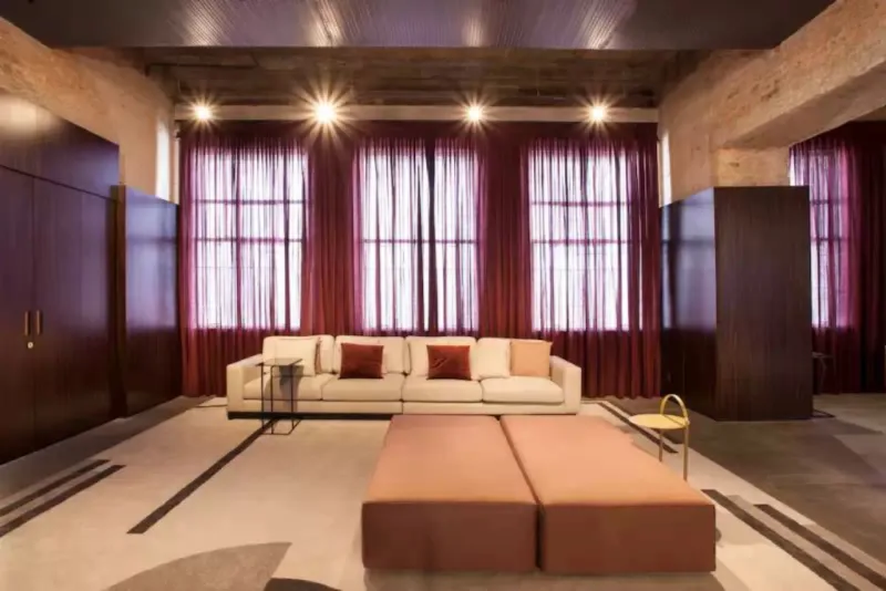 Loft conta com dois banheiros privativos. Foto: Airbnb/Reprodução