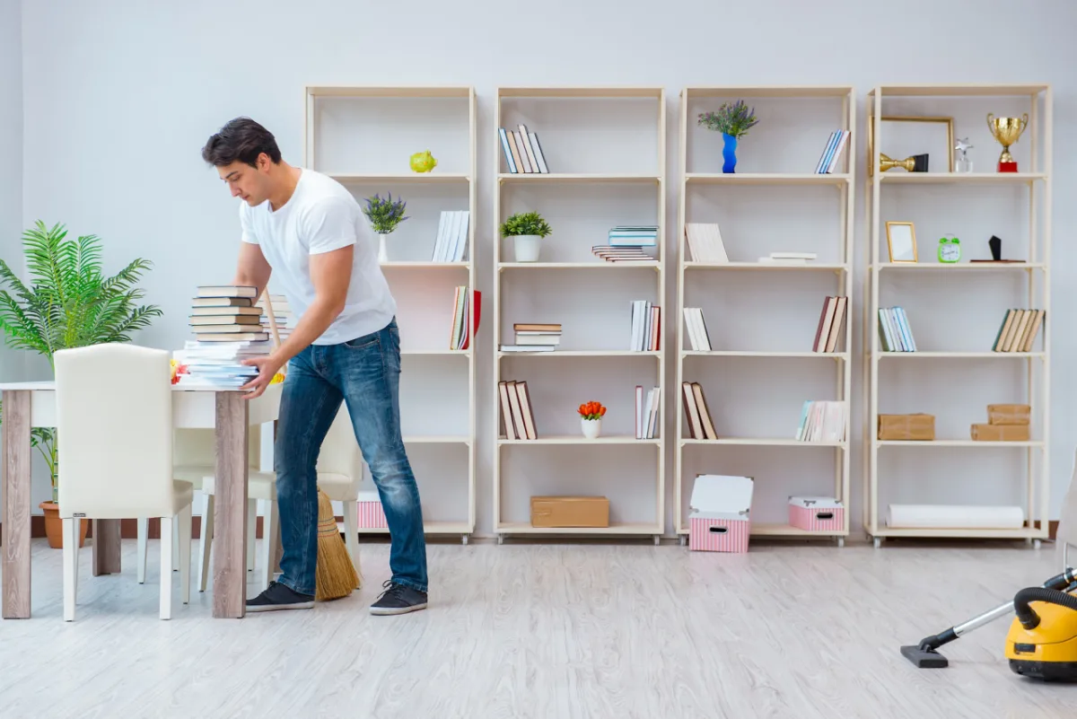 Manter a casa sempre arrumada é mais produtivo do que arrumá-la somente nos dias que antecedem as festas de fim de ano. Foto: Bigstock. 