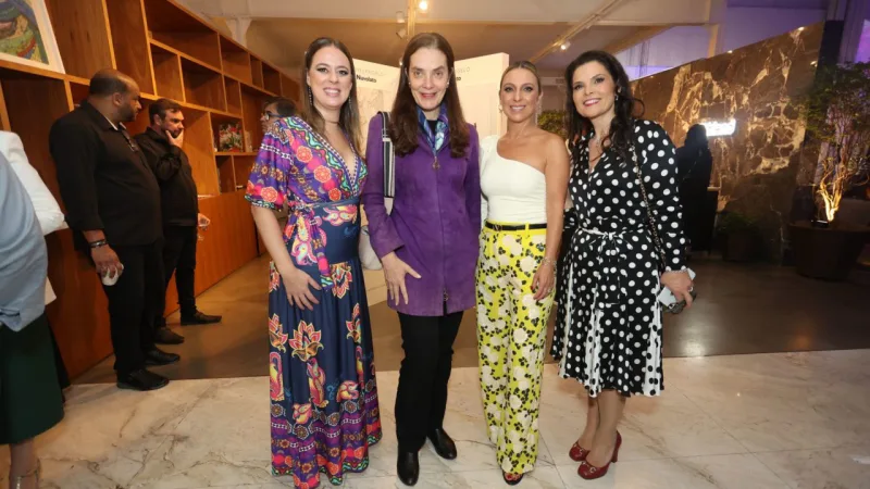 Aline Radominski Coelho, Ana Amélia Cunha Pereira Filizola, Priscila Fleischfresser e Andrea Sorgenfrei.