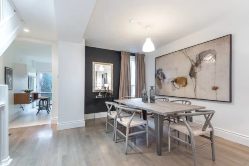 184766422_Meghan Markle house for sale in Toronto The home of Meghan Markle in Toronto is up for sal.jpg