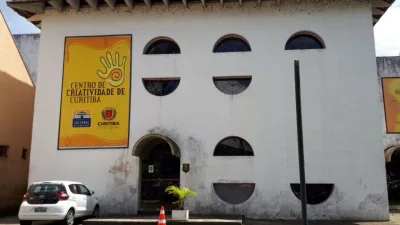 Esquecido pelos curitibanos, Centro de Criatividade quer retomar sua vanguarda nas artes e no design