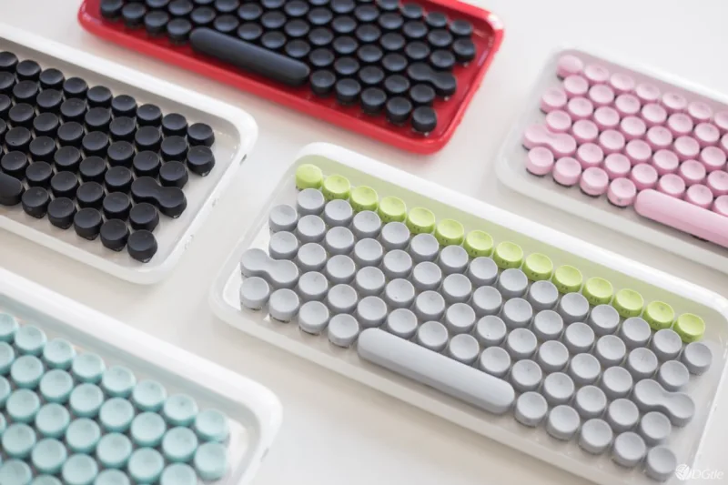 Peça foi fabricada com diferentes cores.