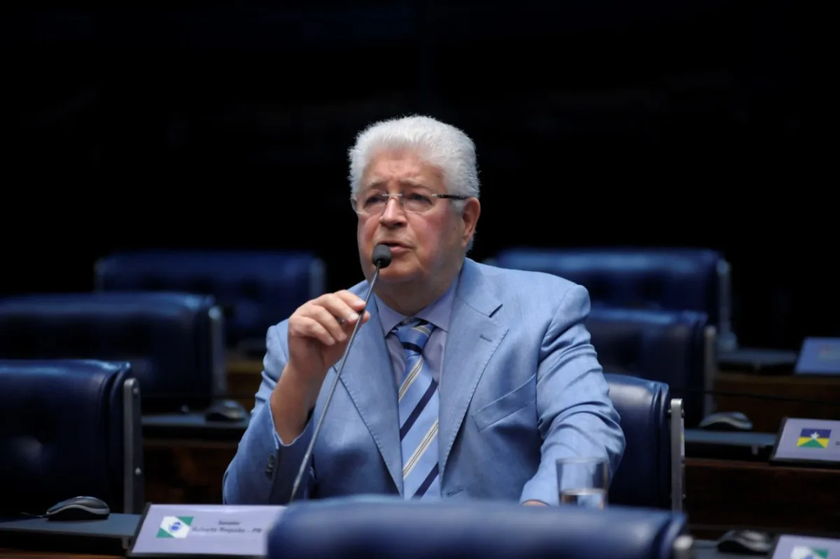 Senador Roberto Requião é a favor do Parque Bom Retiro. Foto: Pedro França/Agência Senado