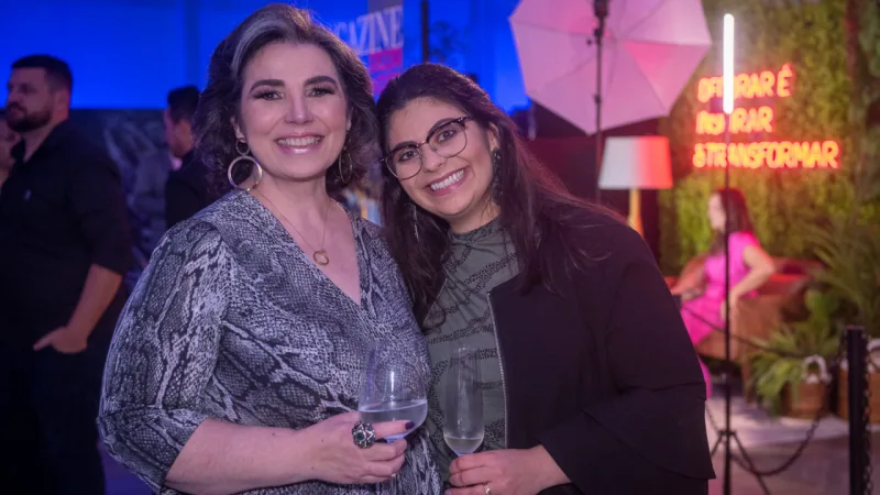 Audra Nóbrega e Vitória Ruthz.