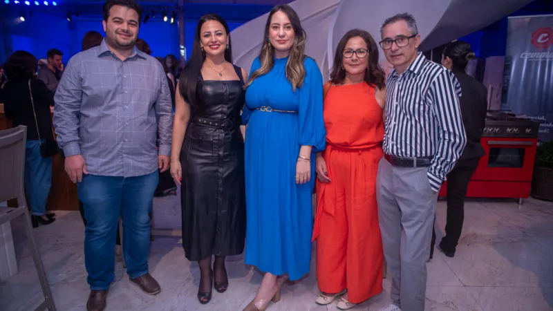Jorge Gai, Danielle Brunharotto, Karine Senra, Claudia Senra e Celia Senra.