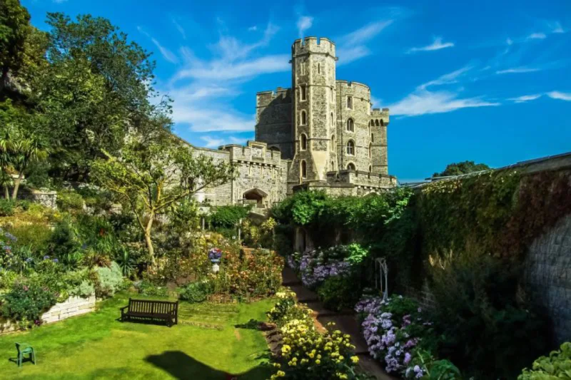 Windsor é considerado o quarto maior castelo do mundo. Foto: Pixabay/Reprodução.