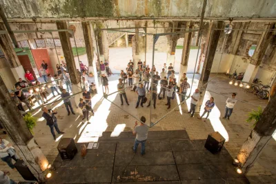 Visual de fábrica antiga é um dos charmes da Usina5, novo parceiro do movimento Reação Urbana. Foto: Hugo Harada / Gazeta do Povo