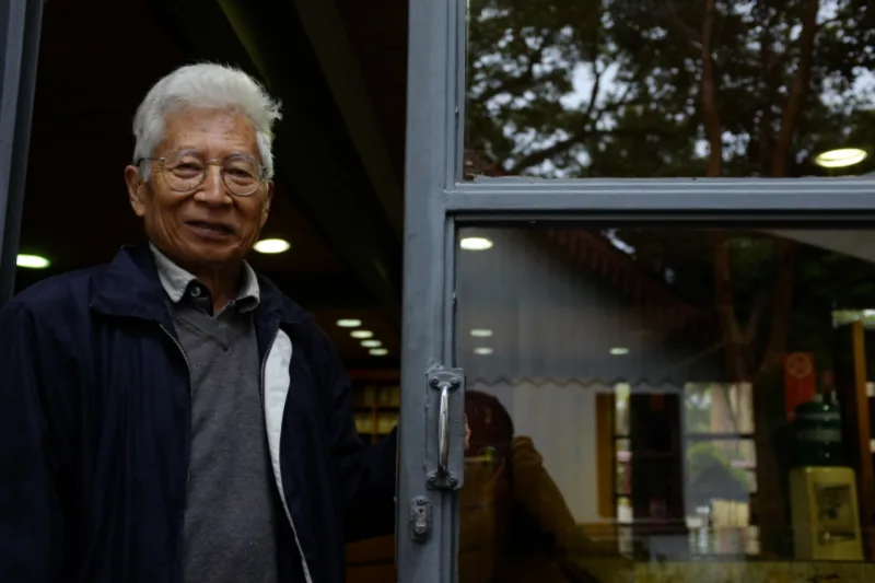 29/09/2017 - Lauro Tomizawa - Perfil sobre o arquiteto do IPUC responsável pela criançaão de aparelhos urbanos como a Praça do Gaúcho, que abriga a primeira pista de skate no formato