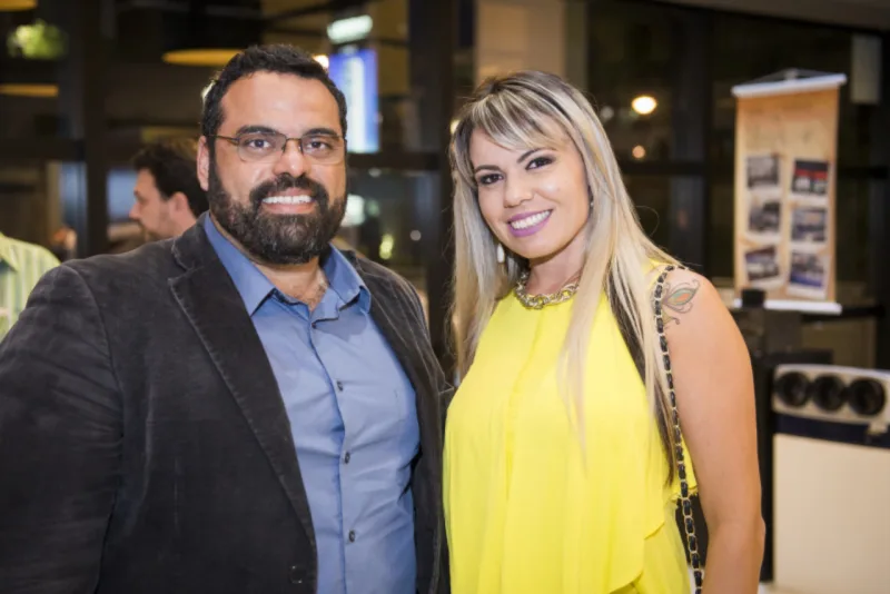 Coquetel de lançamento do Anuário Haus 2017 . Desfile JVN Products . evento desfile festa . Local: Show Room A.Yoshi .