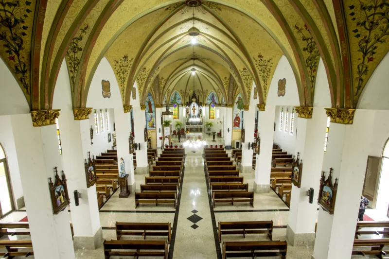 No quarto domingo do mês, às 10h, é rezada missa em polonês. Foto: Hugo Harada / Gazeta do Povo